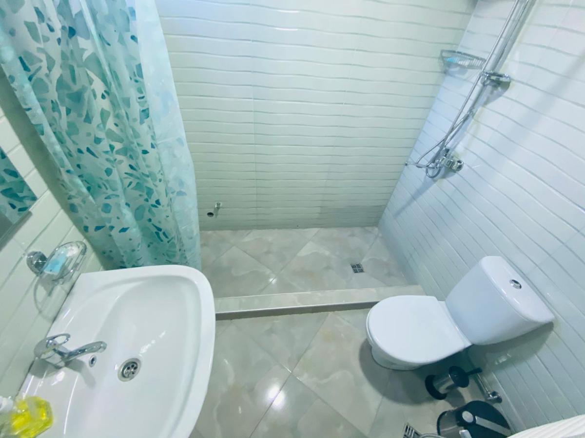 Guesthouse Alpenrose メスティア エクステリア 写真
