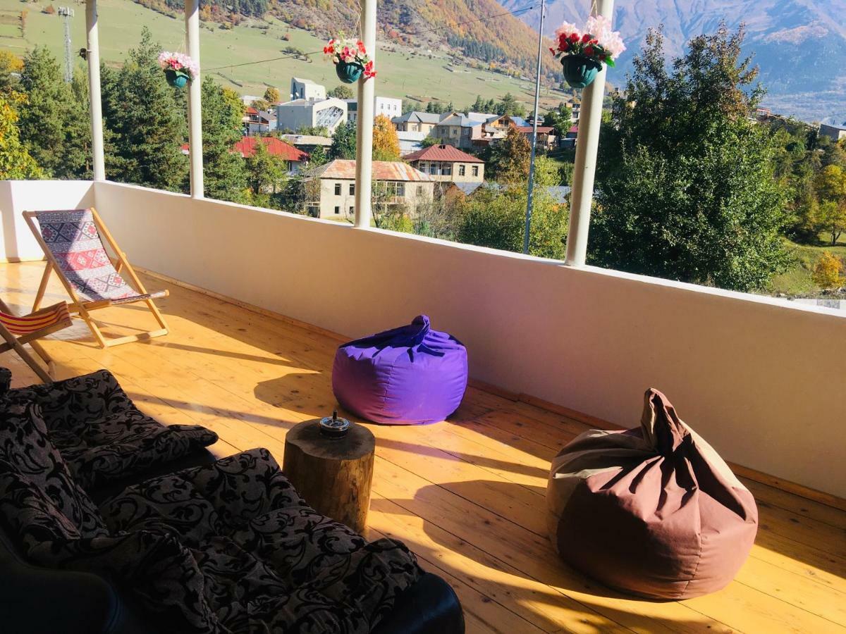 Guesthouse Alpenrose メスティア エクステリア 写真